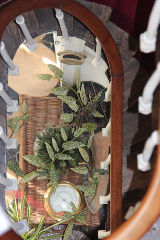 Les Capucines Bed & Breakfast แอบบ์วิลล์ ภายนอก รูปภาพ
